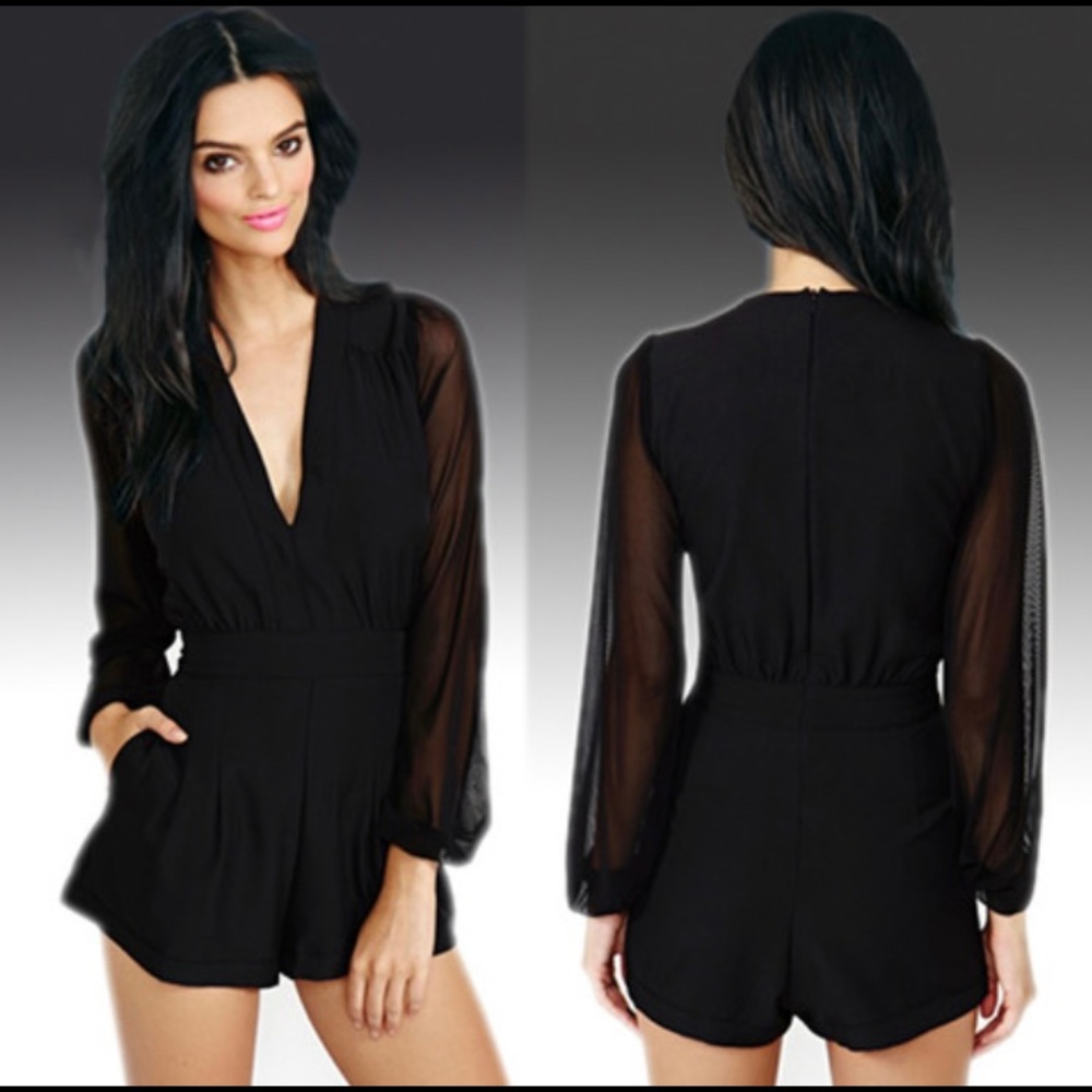 EXPRESS BLACK Long Sleeve Romper size XS